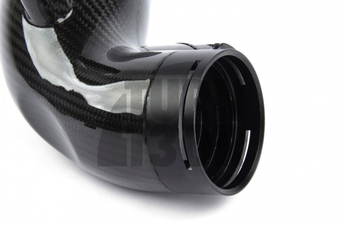 Dinan Carbon Fiber Turbo Inlet für BMW 140i, 240i, 340i, und 440i B58 Modelle.