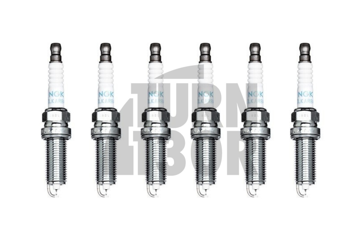 Zündkerzen von NGK mit dem Modell SILZKBR8D8S für BMW M3 F80, M4 F8x, und M2 Comp F87