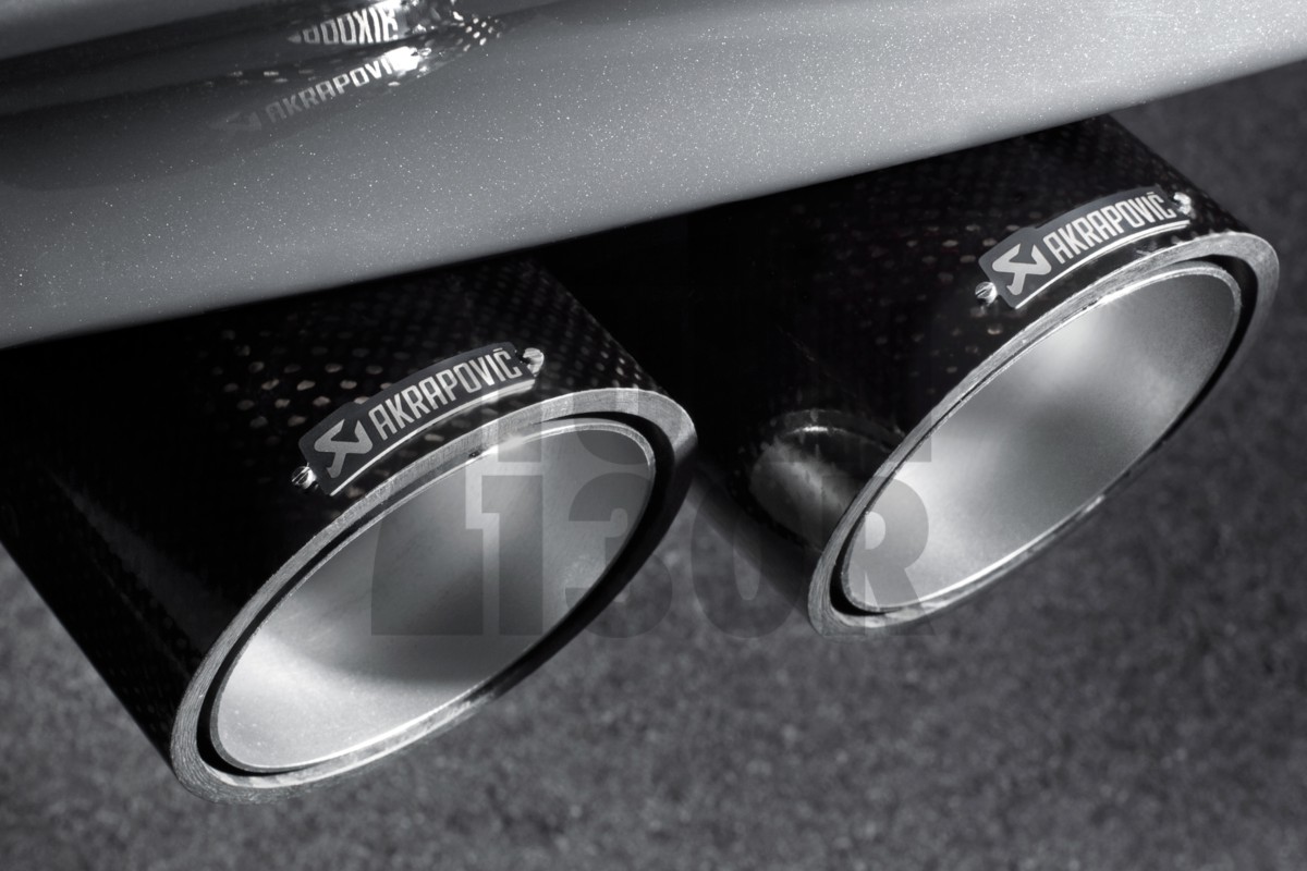 Akrapovic Slip-On Auspuff für BMW 1M E82