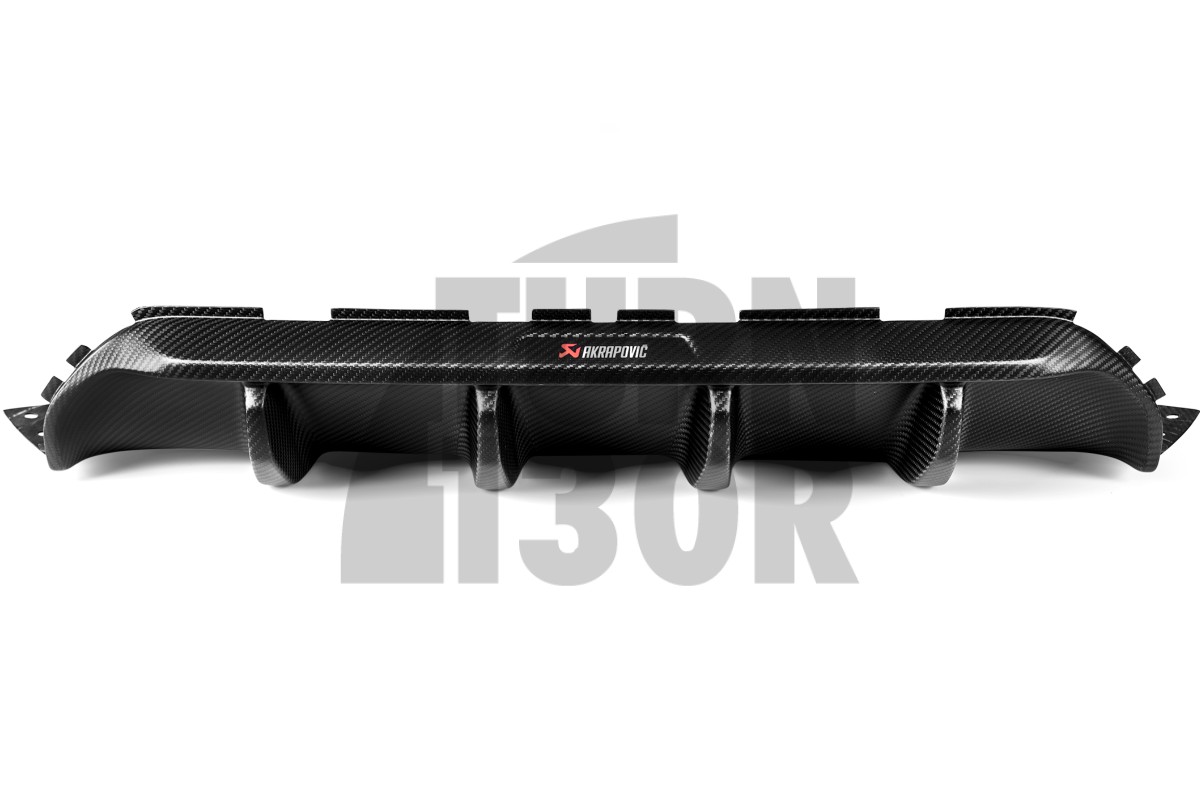 Akrapovic Heckdiffusor aus Carbon für BMW M5 F90