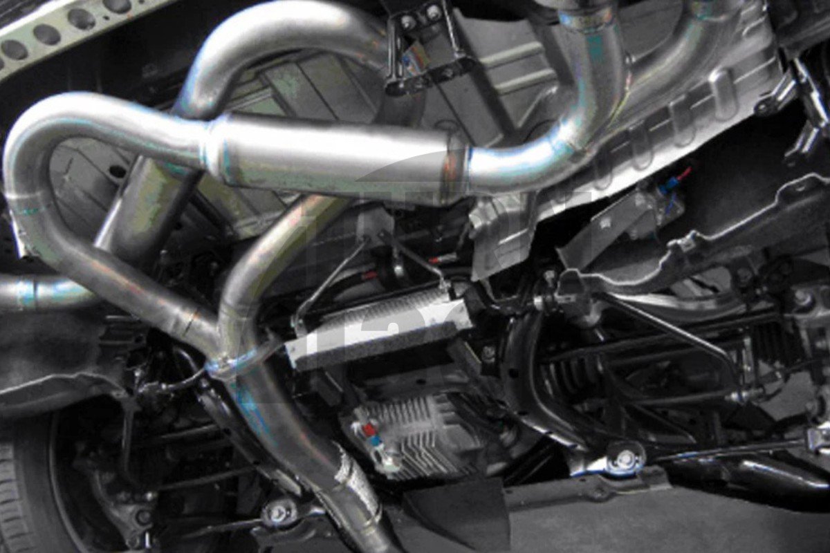 HKS Differential Ölkühler Kit Nissan R35 GTR HKS Differential Ölkühler Kit Nissan R35 GTR