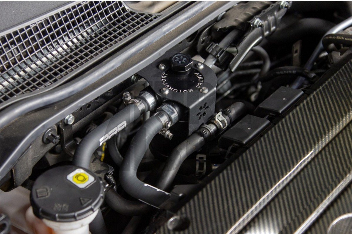 Airtec PCV Oil Catch Can for Honda Civic Type R FL5 Airtec PCV Oil Catch Can for Honda Civic Type R FL5