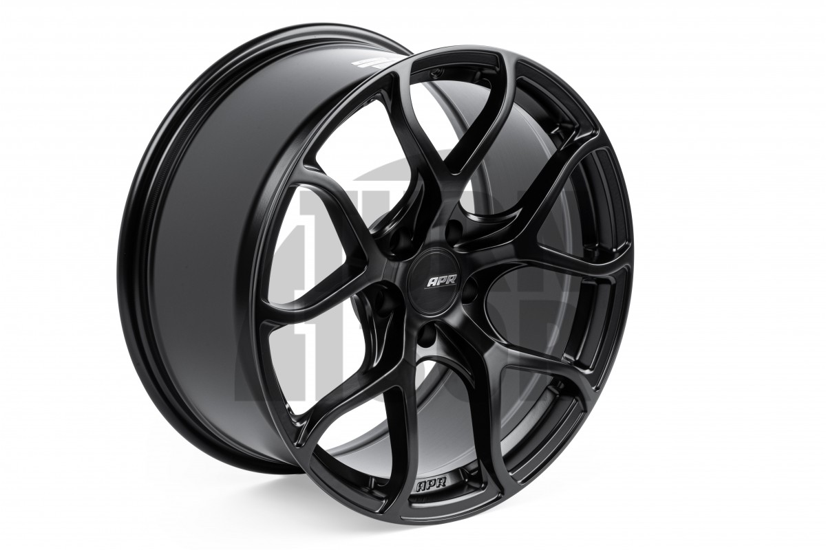 A01 Flow Formed Rad 18 x 8.5 ET45 Gunmetal, Schwarz oder Silber APR