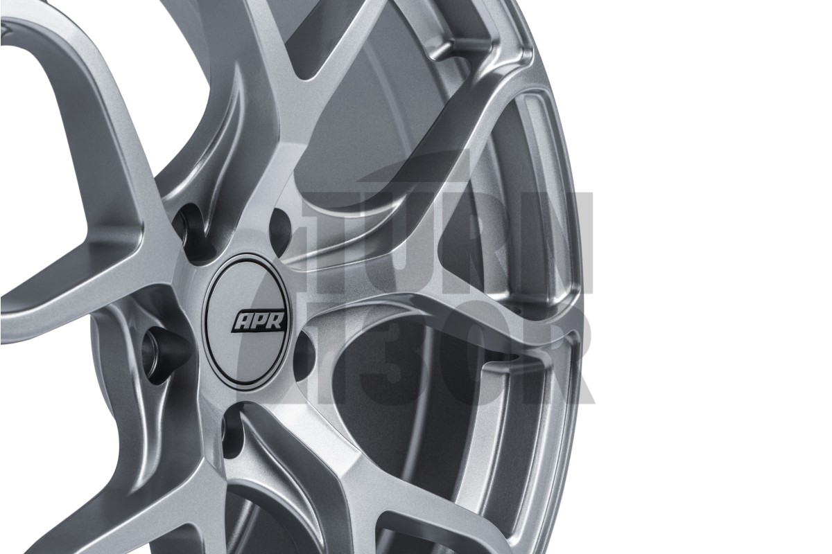 A01 Flow Formed Rad 19 x 8.5 ET45 Gunmetal, Schwarz oder Silber APR