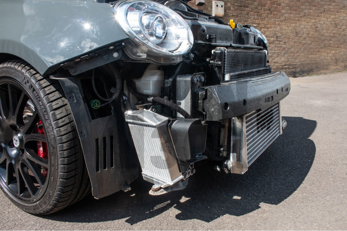 Forge Motorsport Ölkühler-Kit Fiat 500 / 595 Abarth Forge Motorsport Ölkühler-Kit Fiat 500 / 595 Abarth