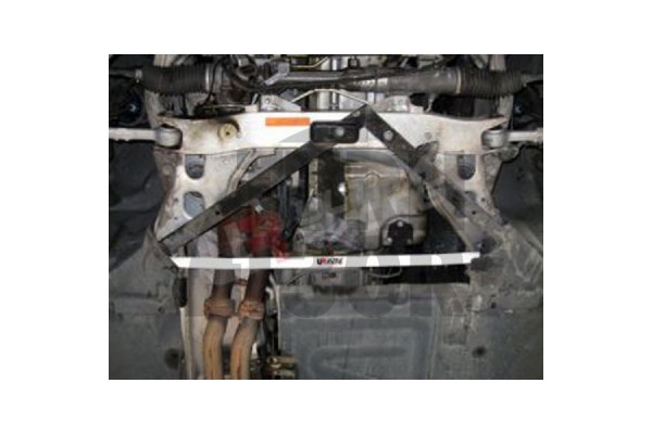 Ultra Racing Unterlenker vorne BMW 335i / M3 E9x Ultra Racing Unterlenker vorne BMW 335i / M3 E9x