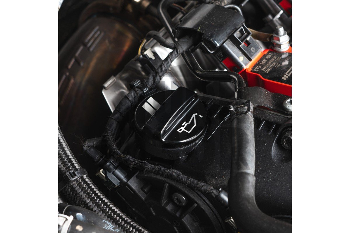 Aluminium Öldeckel Golf 7 / S3 8V / RS3 8V / TT 8S 2.0 TFSI EA888.3 / 2.5 TFSI Evo CTS Turbo Aluminium Öldeckel Golf 7 / S3 8V / RS3 8V / TT 8S 2.0 TFSI EA888.3 / 2.5 TFSI Evo CTS Turbo