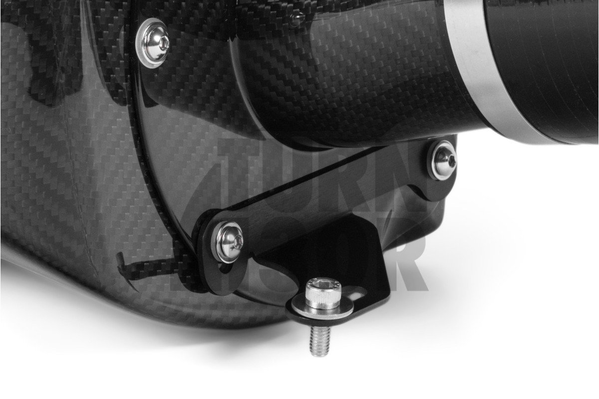 Carbon Ansaugstutzen für Golf 6 GTI / Scirocco / Leon 2 FR 2.0 TSI EA888 APR Carbon Ansaugstutzen für Golf 6 GTI / Scirocco / Leon 2 FR 2.0 TSI EA888 APR