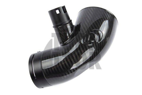 Dinan Carbon Fiber Turbo Inlet für BMW 140i, 240i, 340i, und 440i B58 Modelle. Dinan Carbon Fiber Turbo Inlet für BMW 140i, 240i, 340i, und 440i B58 Modelle.