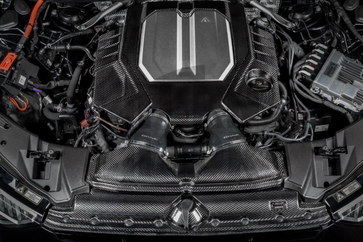 Eventuri Kohlefaser Motorabdeckung für Audi RS6 C8 / RS7 C8 Eventuri Kohlefaser Motorabdeckung für Audi RS6 C8 / RS7 C8