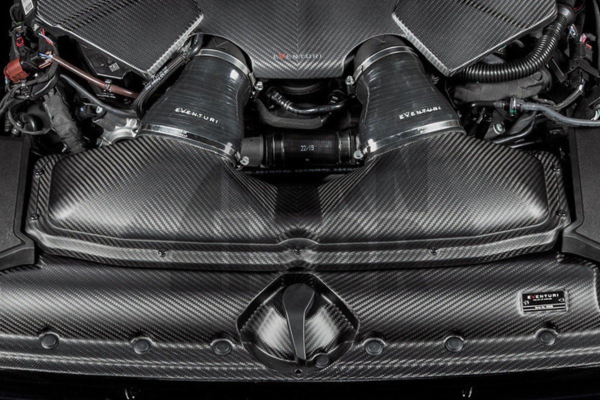 Eventuri Kohlefaser Ansaugsystem für Audi RS6 C8 / RS7 C8 Eventuri Kohlefaser Ansaugsystem für Audi RS6 C8 / RS7 C8