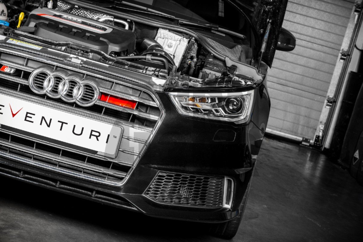 Eventuri Kohlefaser-Ansaugsystem für Audi S1 Eventuri Kohlefaser-Ansaugsystem für Audi S1