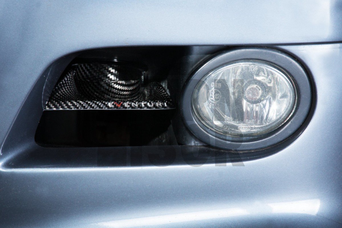 Eventuri Kohlefaser Ansaugsystem für BMW M3 E46 Eventuri Kohlefaser Ansaugsystem für BMW M3 E46