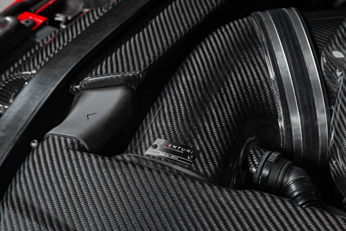 Eventuri Kohlefaser Lufteinlasskanäle für BMW M3 E9x Eventuri Kohlefaser Lufteinlasskanäle für BMW M3 E9x