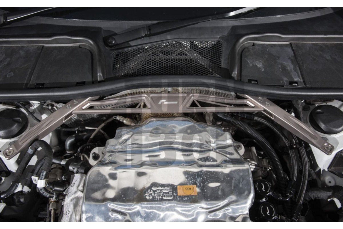 Racingline Karosseriestütze vorne Audi A4 / S4 / A5 / S5 B9 Racingline Karosseriestütze vorne Audi A4 / S4 / A5 / S5 B9