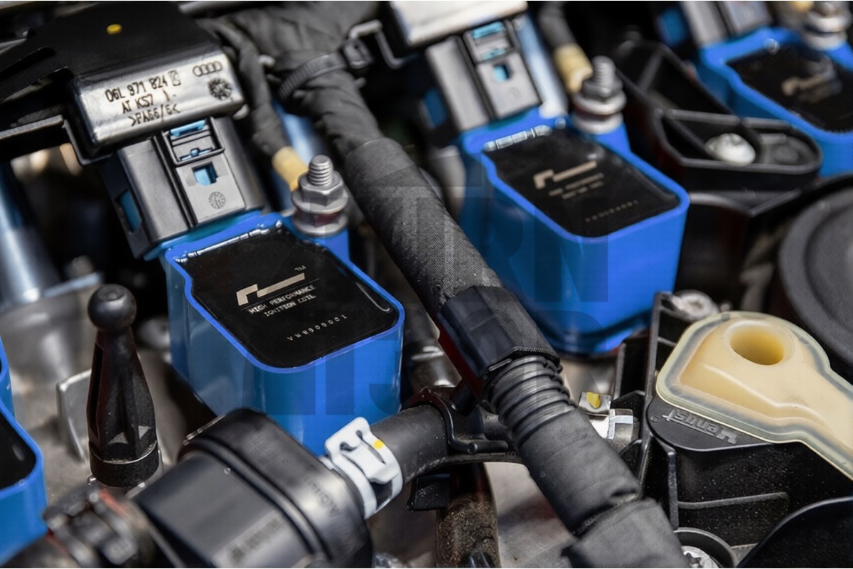 Blaue Zündspulen für S3 8V / S3 8Y / Golf 7 GTI / Golf 8 R / Leon 3 Cupra Racingline