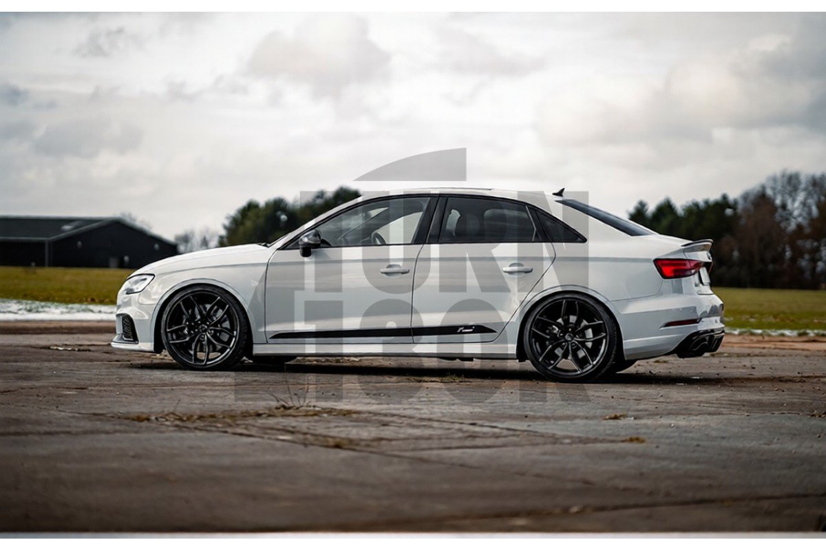 R360 Felgen 19 x 8.5 ET44 5x112 Schwarz Racingline R360 Felgen 19 x 8.5 ET44 5x112 Schwarz Racingline