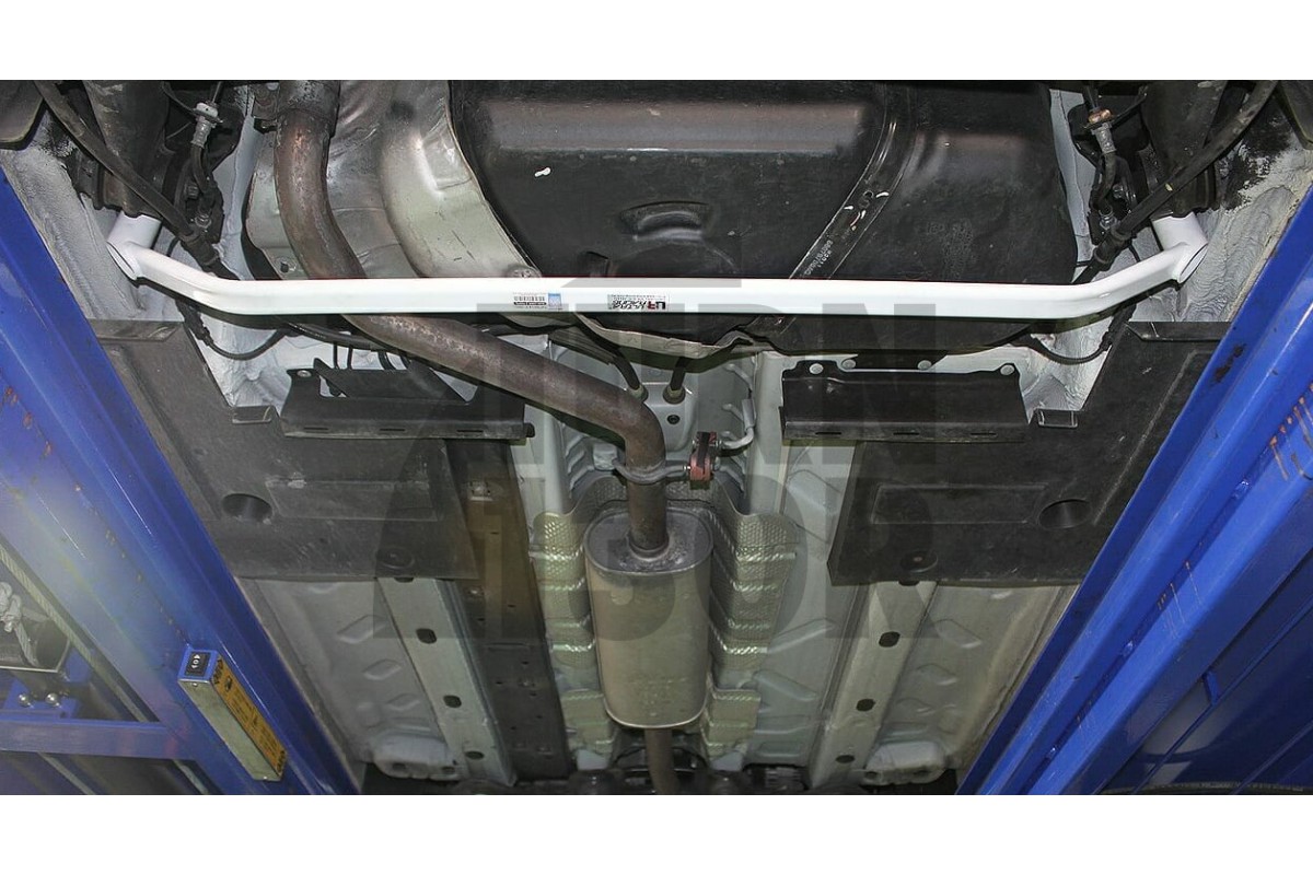 Ultra Racing Hintere untere Stange Abarth 595 / 695