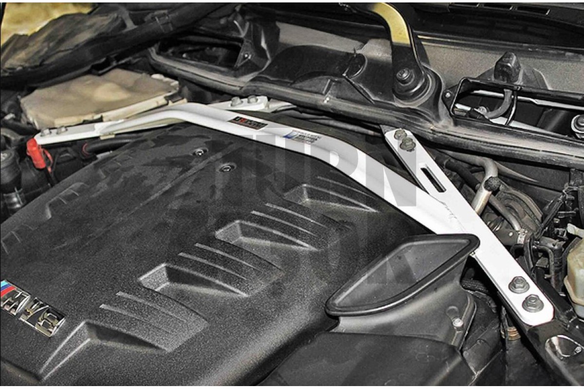 Ultra Racing Vordere obere Federbeinbrücke BMW M3 E92