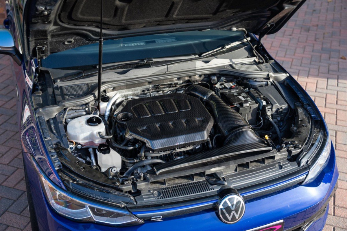 Eventuri Kohlefaser Motorabdeckung für Golf 8 GTI / Golf 8 R Eventuri Kohlefaser Motorabdeckung für Golf 8 GTI / Golf 8 R