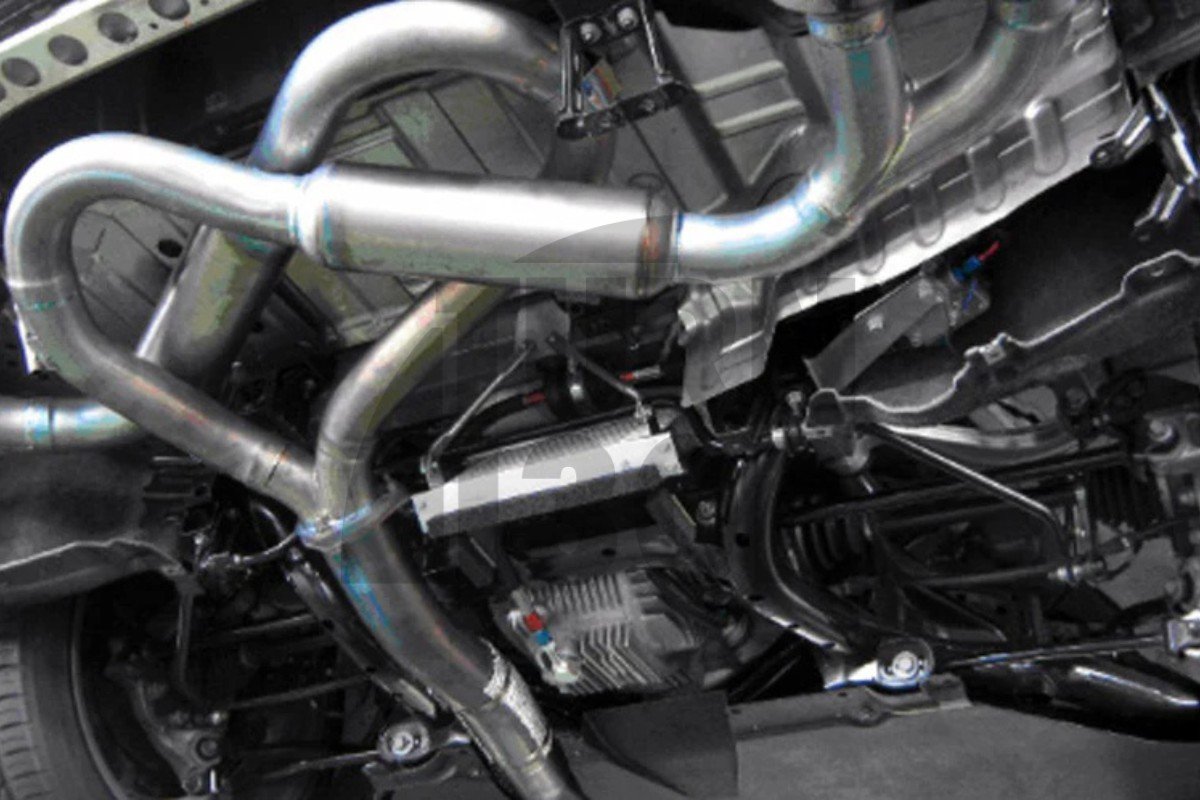 HKS Differential Ölkühler Kit Nissan R35 GTR HKS Differential Ölkühler Kit Nissan R35 GTR