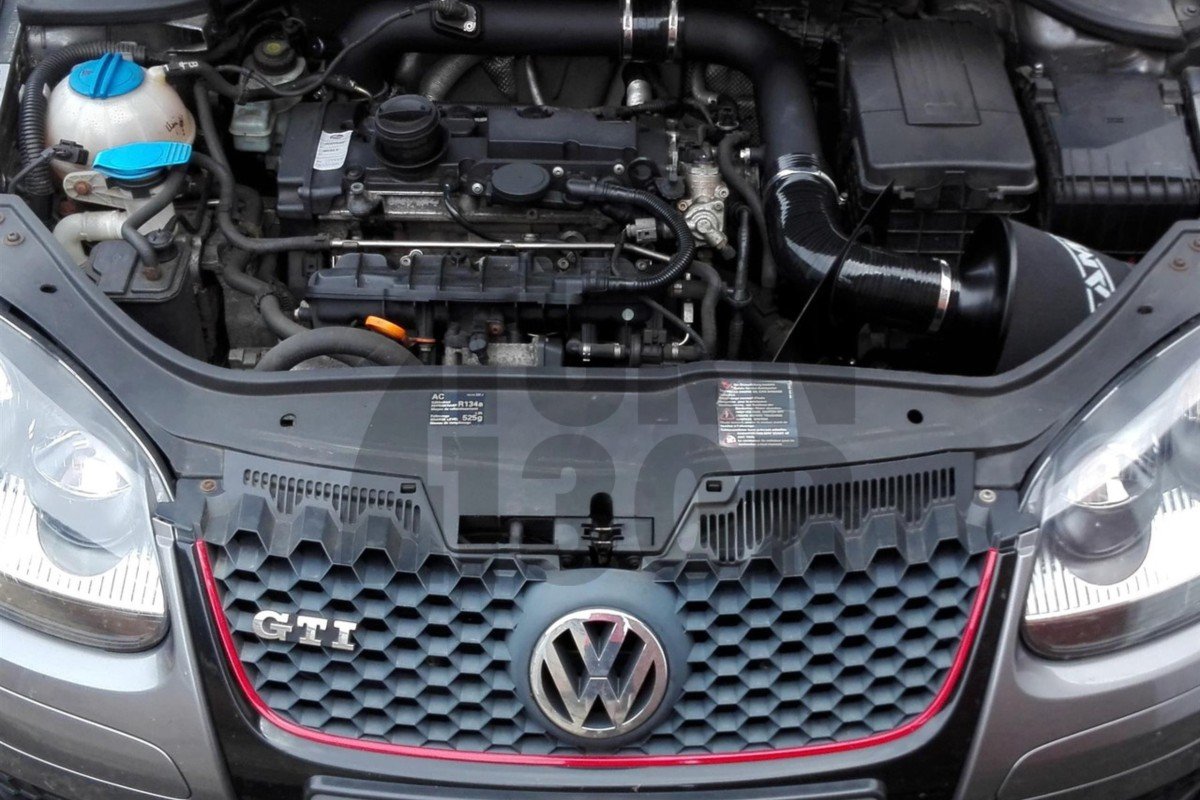 Ramair Ansaugsystem für die Modelle Golf 5 GTI, A3 8P, Leon 2 FR und Scirocco 2.0 TFSI K03 mit 2.0 TFSI K03 Motoren Ramair Ansaugsystem für die Modelle Golf 5 GTI, A3 8P, Leon 2 FR und Scirocco 2.0 TFSI K03 mit 2.0 TFSI K03 Motoren