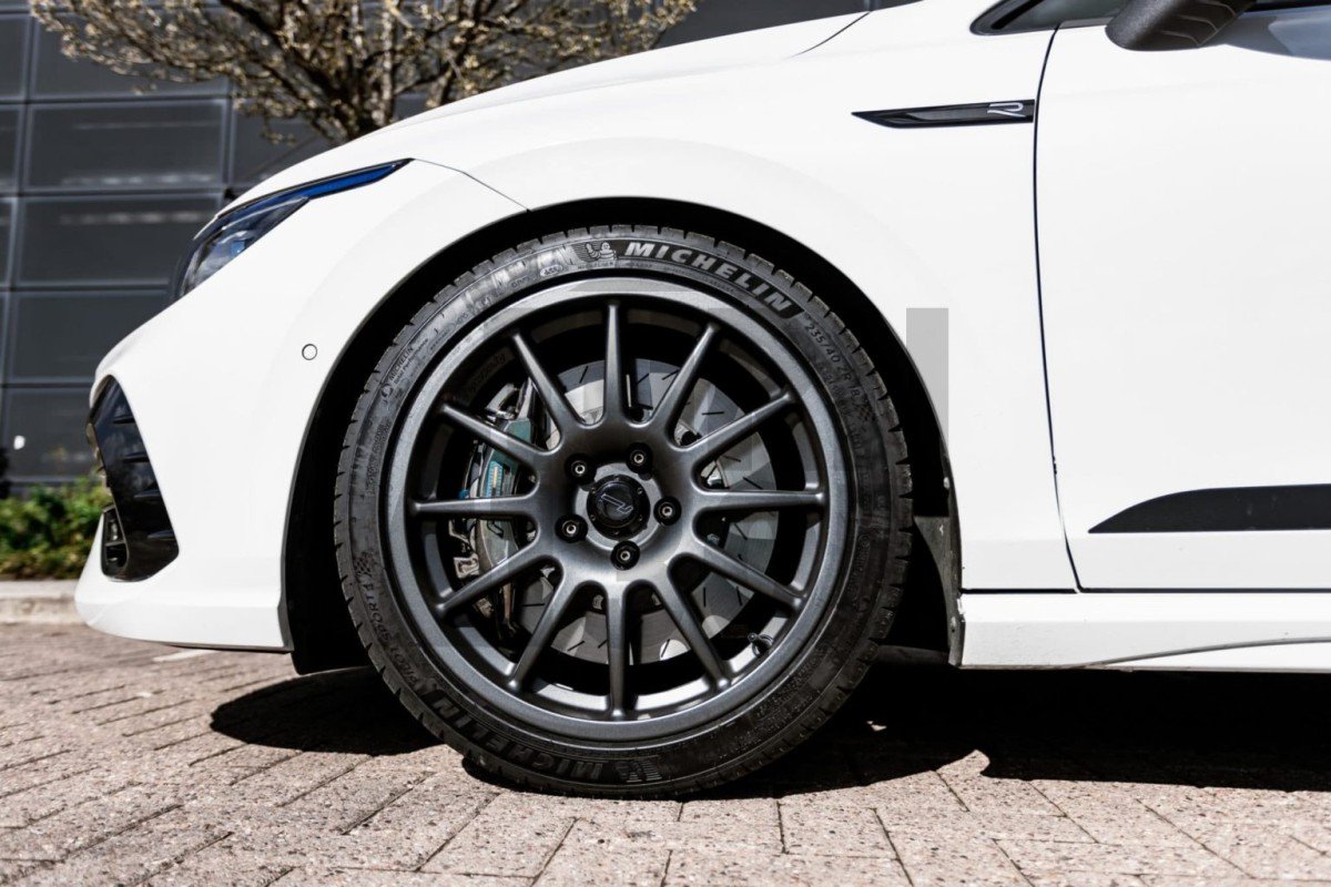 RacingLine Cup Edition Wheels Gunmetal 18 x 8.5 / 5x112 ET45 RacingLine Cup Edition Wheels Gunmetal 18 x 8.5 / 5x112 ET45