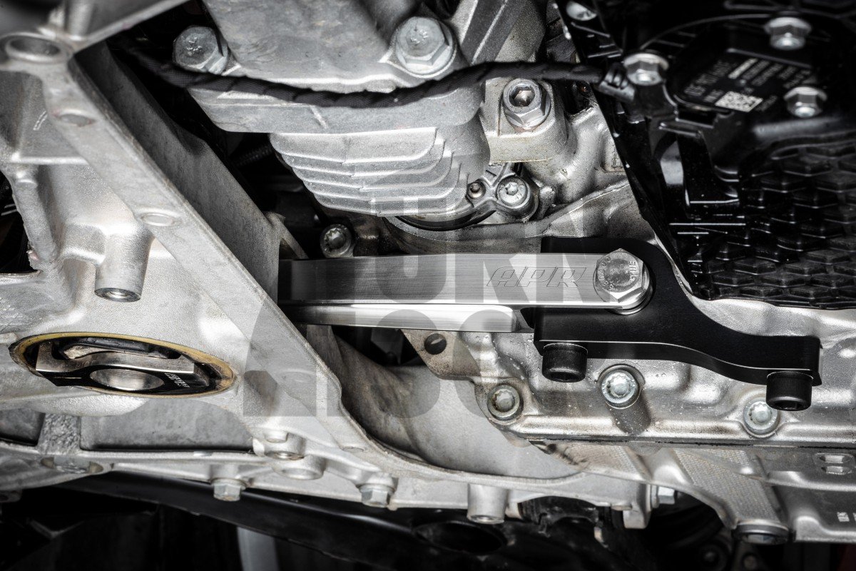 APR Pendulum lower mount for Audi RS3 8Y - RS3 8V - TTRS 8S and RSQ3 APR Pendulum lower mount for Audi RS3 8Y - RS3 8V - TTRS 8S and RSQ3