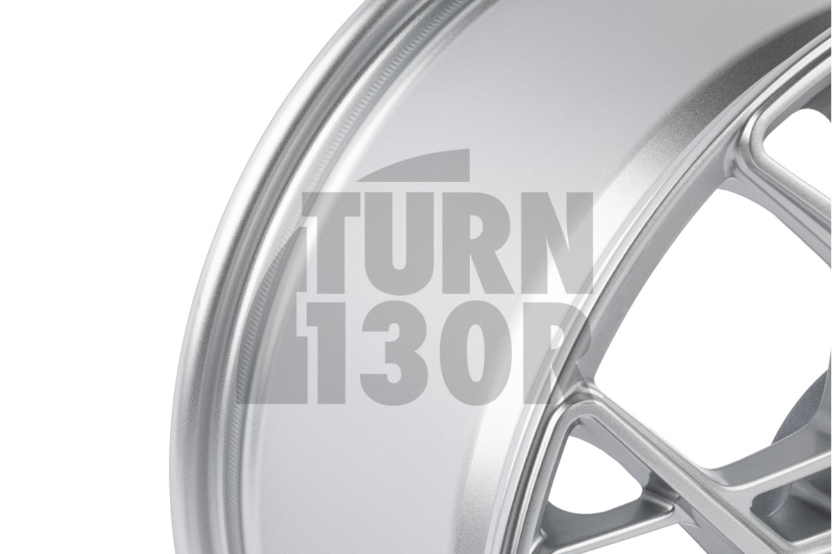 APR A01 Flow Formed Wheel Silver / 20 x 9 - 5x112 ET37 APR A01 Flow Formed Wheel Silver / 20 x 9 - 5x112 ET37