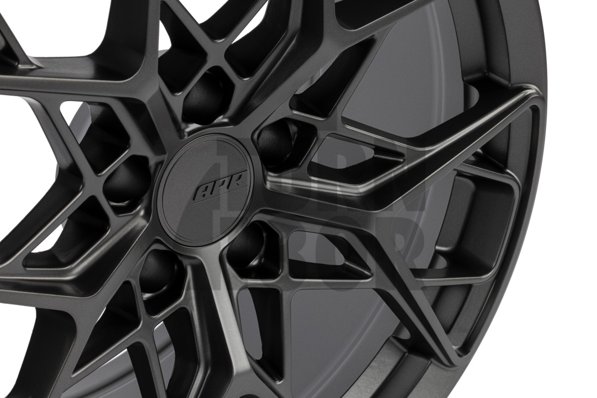 APR A01 Flow Formed Wheel Gunmetal / 20 x 9 - 5x112 ET37 APR A01 Flow Formed Wheel Gunmetal / 20 x 9 - 5x112 ET37