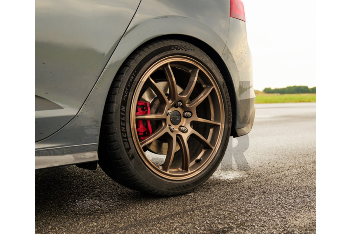 Racingline Wheel - Bronze Cup Edition Evo 18 x 8.5 ET45 5x112 Racingline Wheel - Bronze Cup Edition Evo 18 x 8.5 ET45 5x112