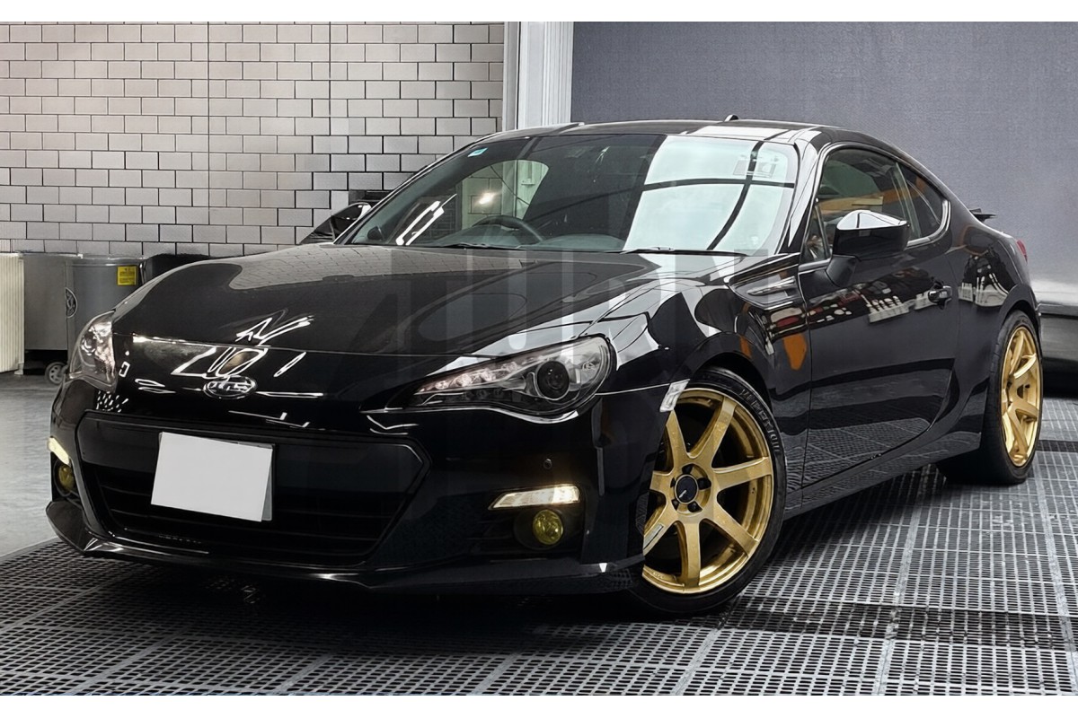 Enkei PF07 Wheel 18x8 - 5x100 ET45 in Gold Enkei PF07 Wheel 18x8 - 5x100 ET45 in Gold