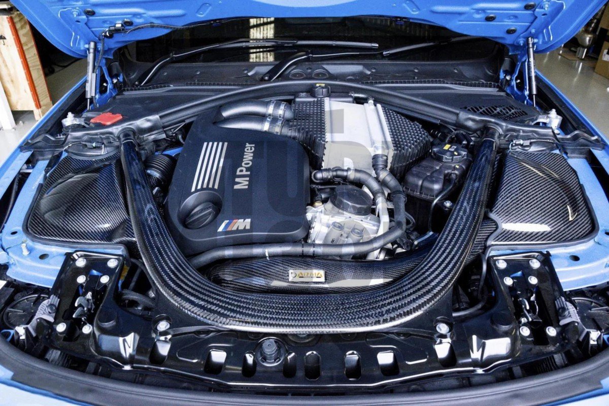Armaspeed Kohlefaser Lufteinlass BMW M3 F80 / M4 F8x / M2 Comp F87 Armaspeed Kohlefaser Lufteinlass BMW M3 F80 / M4 F8x / M2 Comp F87